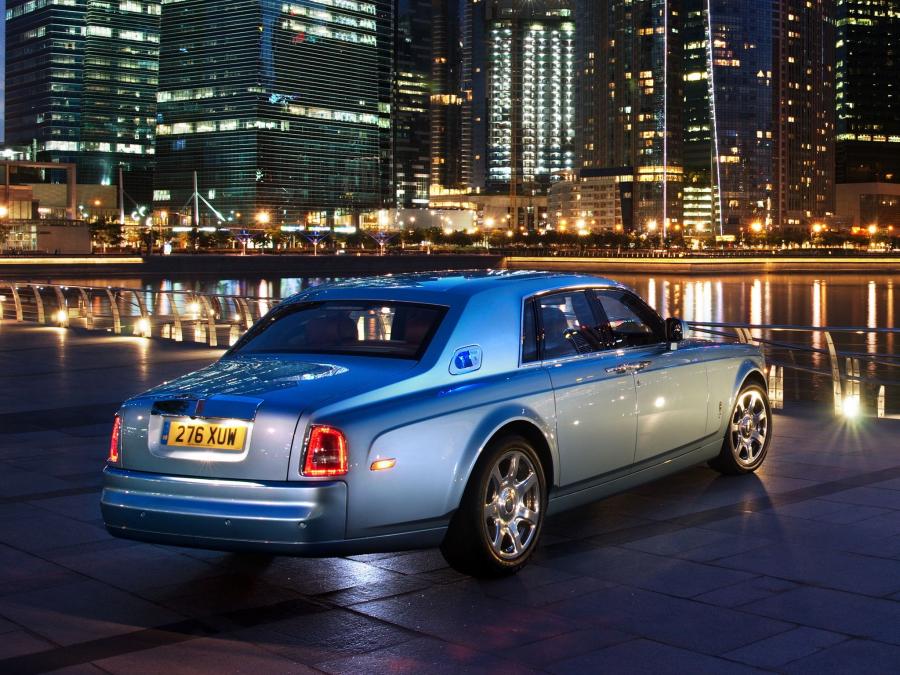  Rolls-Royce 102EX Electric Concept 2011 года  (фото 5 из 16)